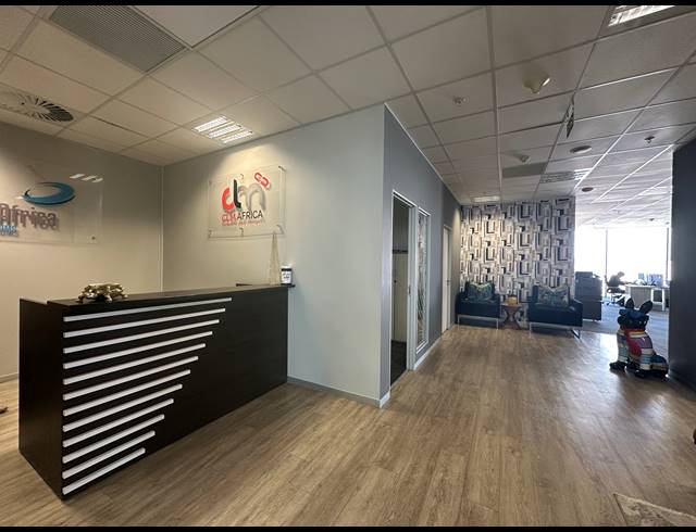 382M² OFFICE TO LET IN SANDTON CENTRAL